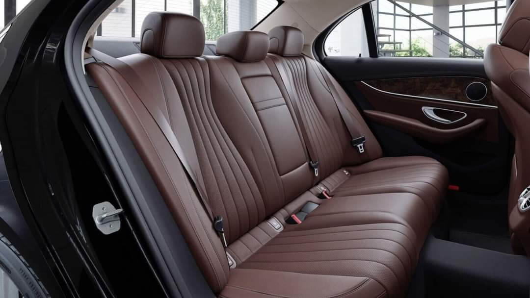 E 200 Exclusive FL (V1) 4 E 200 Exclusive 3