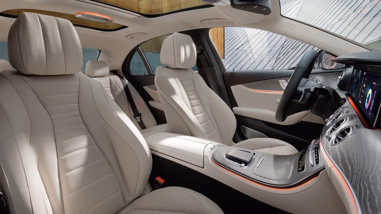Bí quyết giữ xe Mercedes-Benz E class của bạn luôn hoạt động hoàn hảo 2 mercedes benz e class saloon w213 teaser interior 3302x1858 12 2022