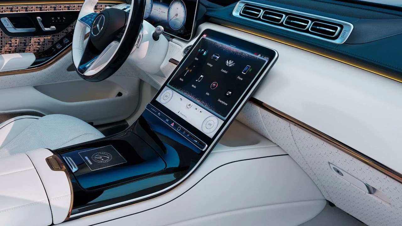 mercedes maybach brand area landing page maybach s class haute voiture 03 2176x1224 08 2023