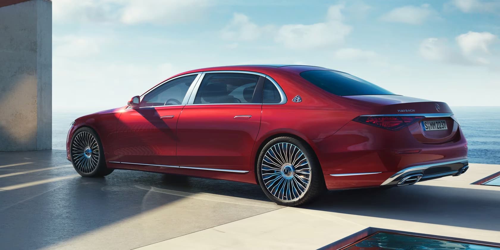 Maybach 38 mercedes maybach brand area landing page maybach s class saloon 3302x1858 08 2023