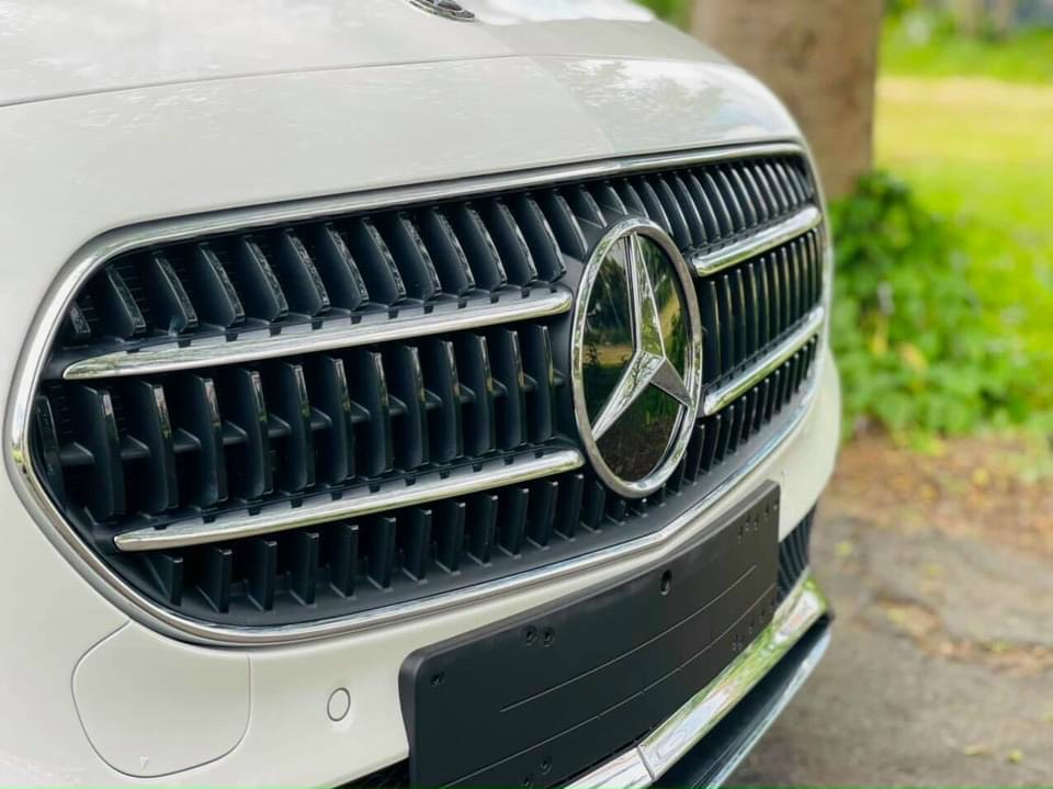 luoi-tan-nhiet-mercedes-e180-mercedes-vietnam-org