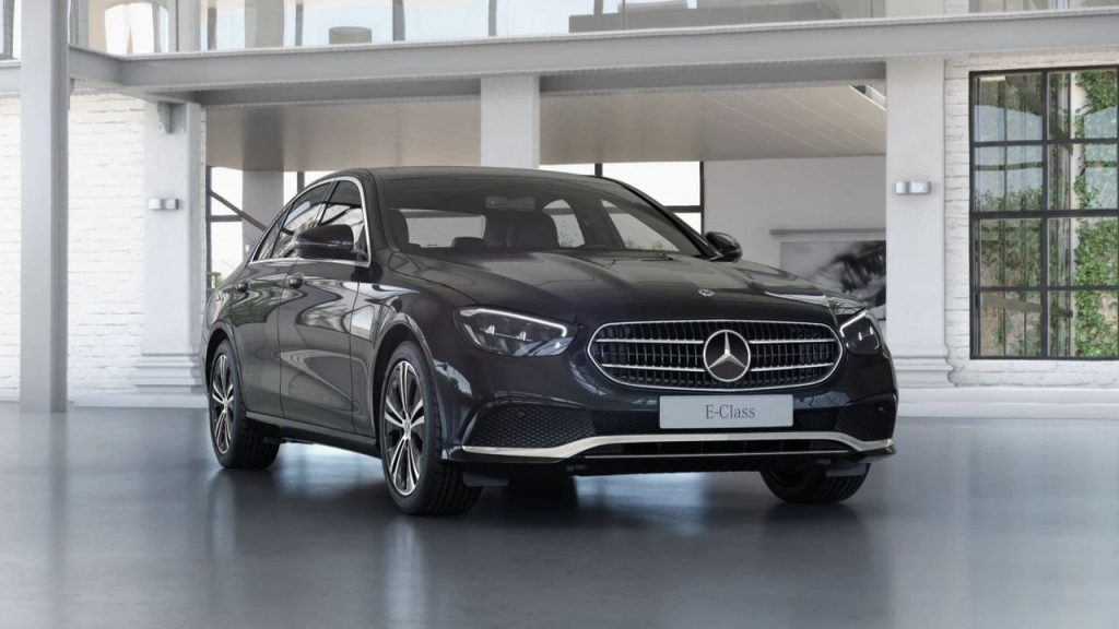 Mercedes E180 Đen